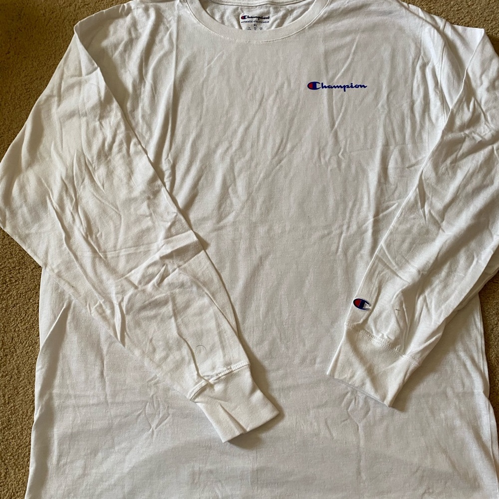 Brand new longsleeve champion shirt